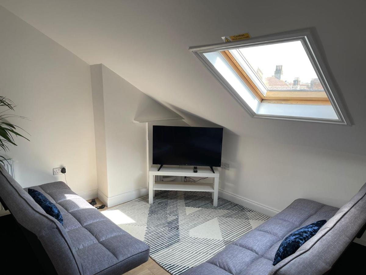 Brand New Montrouge Apartments - Perfect Location!! Portsmouth Exterior photo