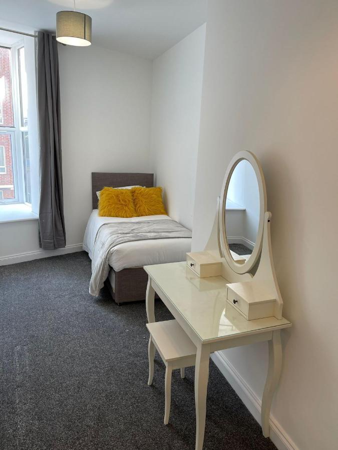 Brand New Montrouge Apartments - Perfect Location!! Portsmouth Exterior photo