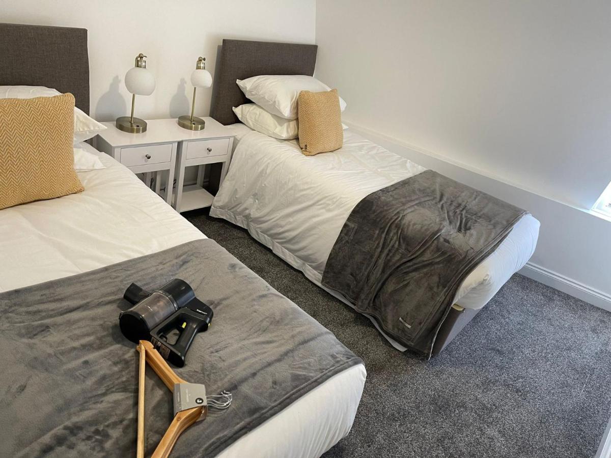 Brand New Montrouge Apartments - Perfect Location!! Portsmouth Exterior photo